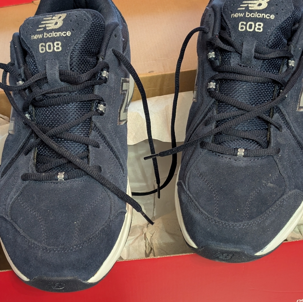 Men's New Balance Blue Suede 608 with Size 12wide 4E